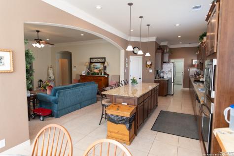 21706 Chaucer Hill San Antonio TX 78256