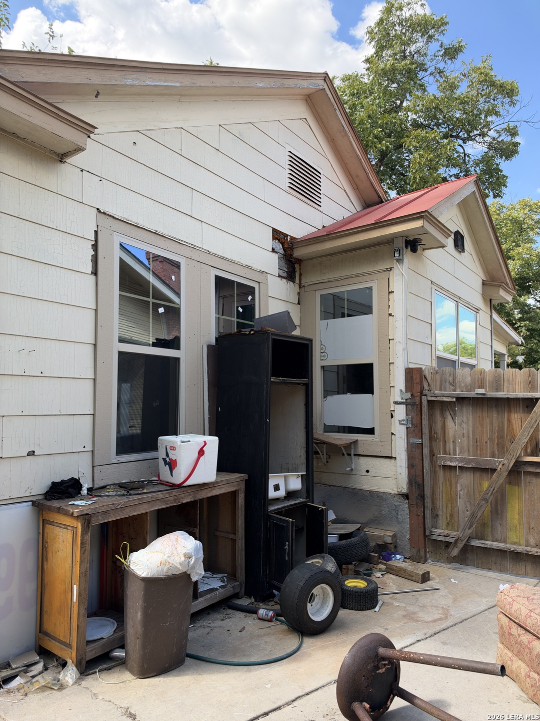 1030 W Ridgewood Court San Antonio TX 78201