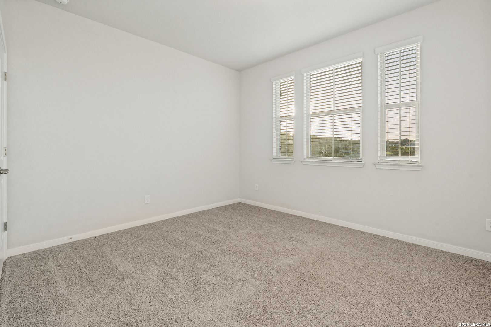 4002 Arena Blanca San Antonio TX 78261