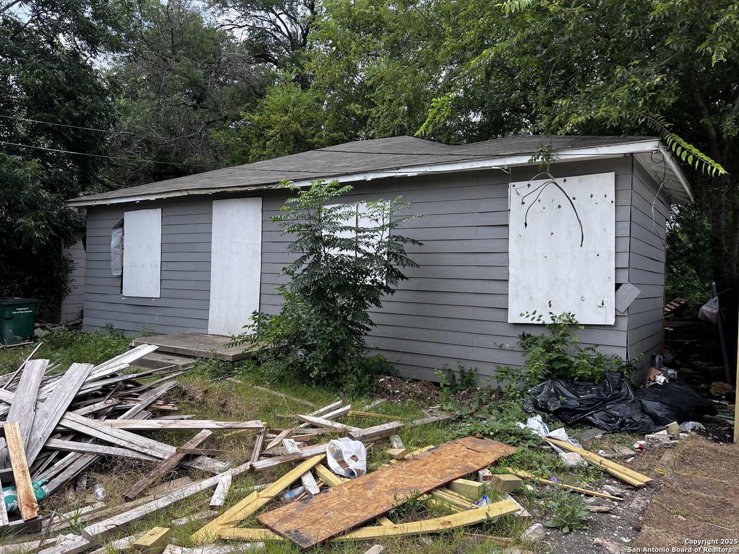 220 Frost Street San Antonio TX 78201