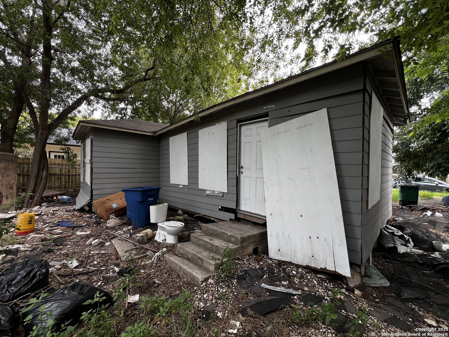 220 Frost Street San Antonio TX 78201