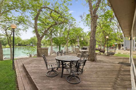 723 E Zipp Road New Braunfels TX 78130