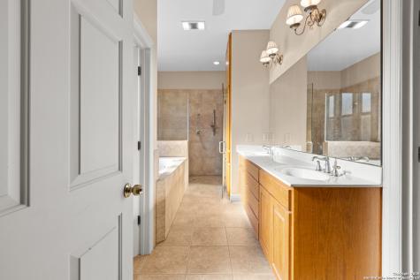 27423 Kentoaks San Antonio TX 78260