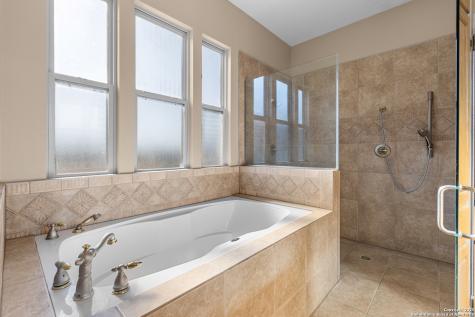 27423 Kentoaks San Antonio TX 78260