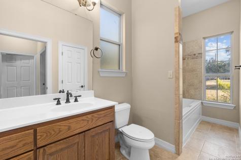 27423 Kentoaks San Antonio TX 78260