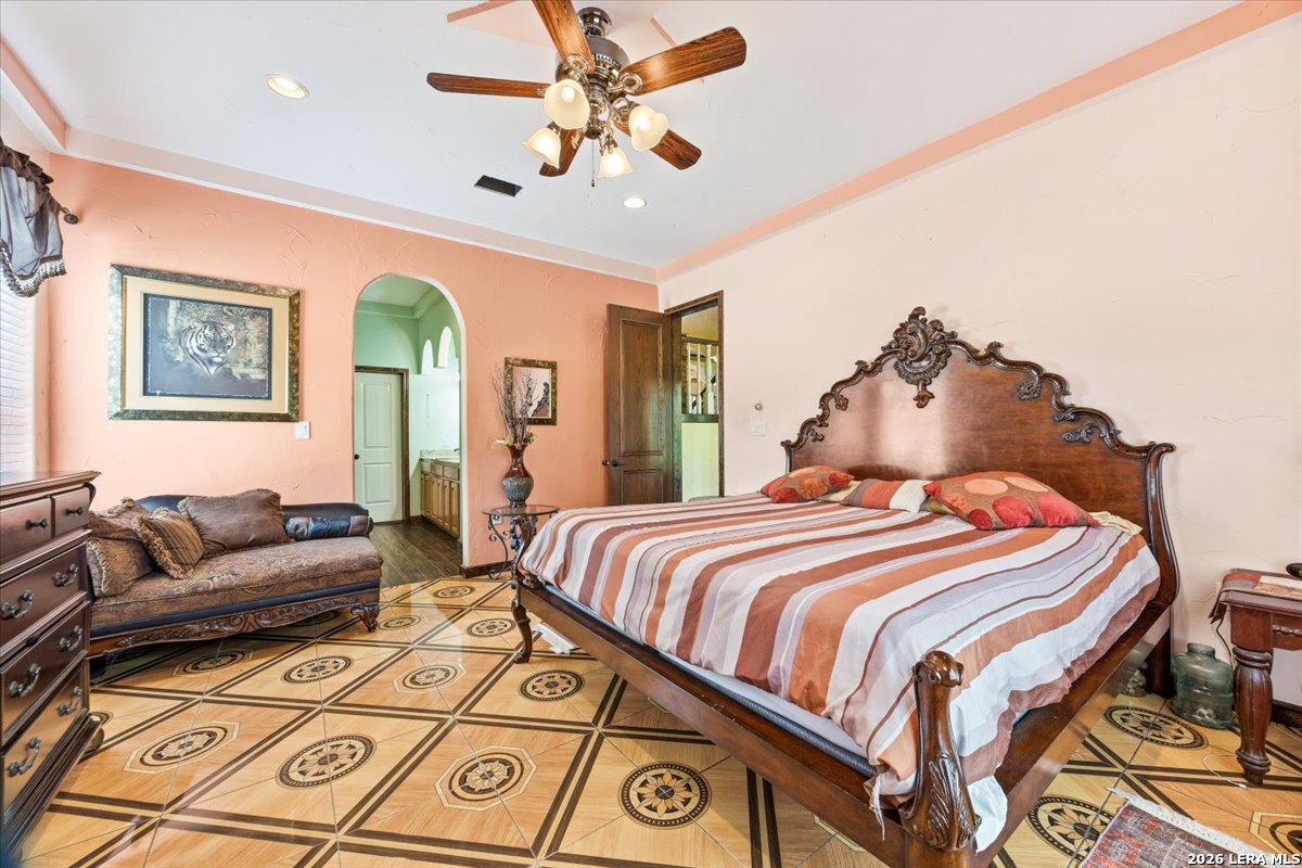 19590 Leal Road San Antonio TX 78221