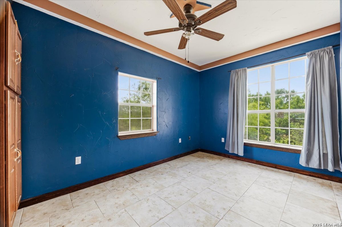19590 Leal Road San Antonio TX 78221