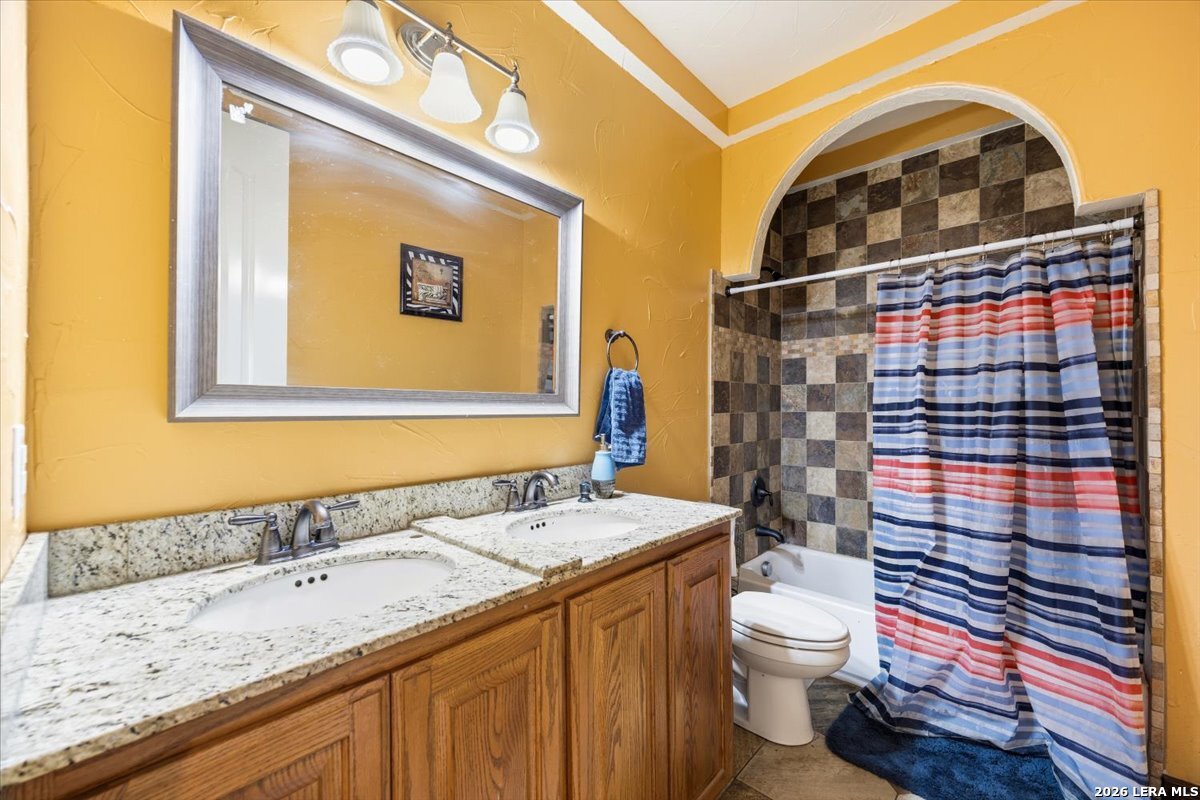 19590 Leal Road San Antonio TX 78221