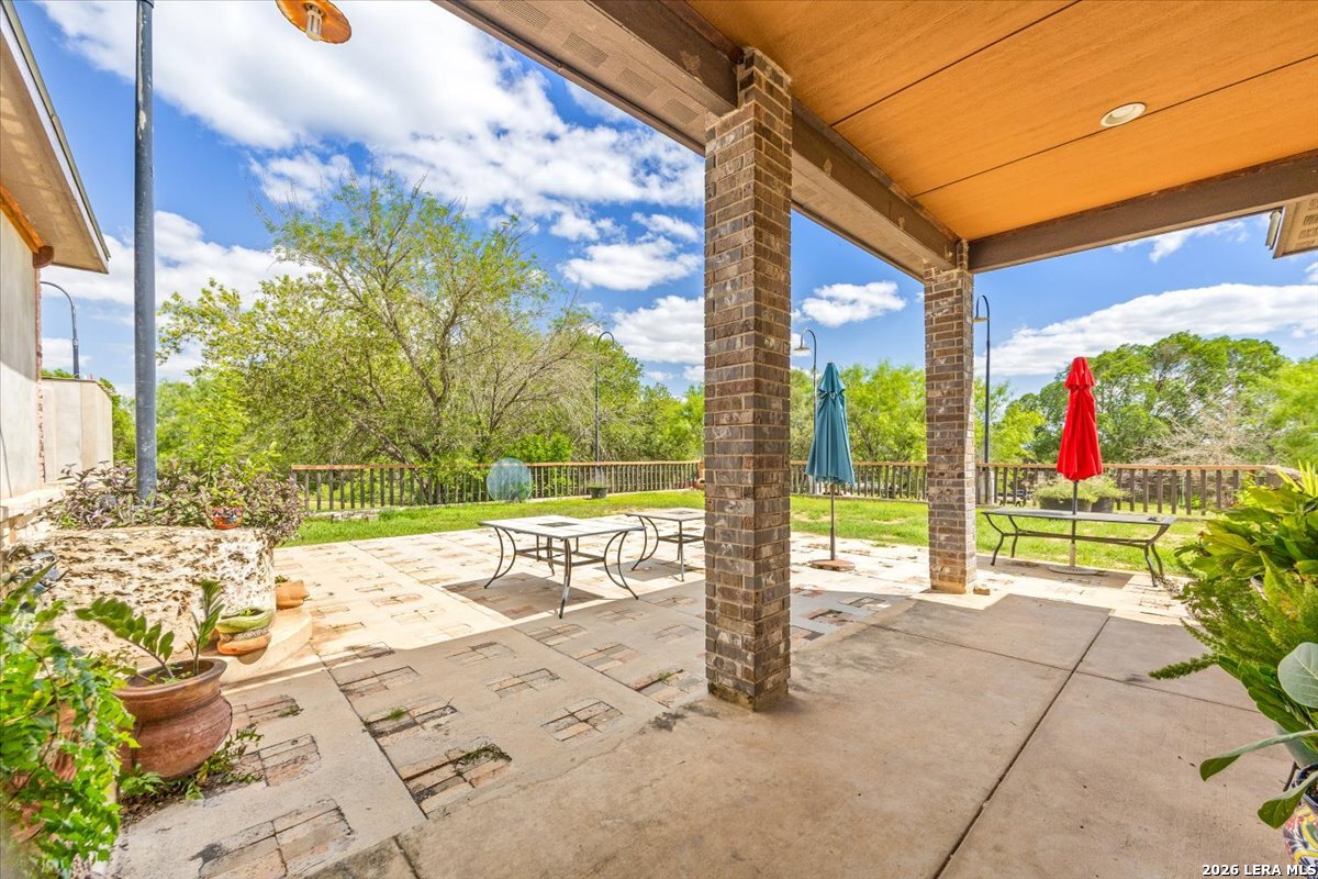 19590 Leal Road San Antonio TX 78221