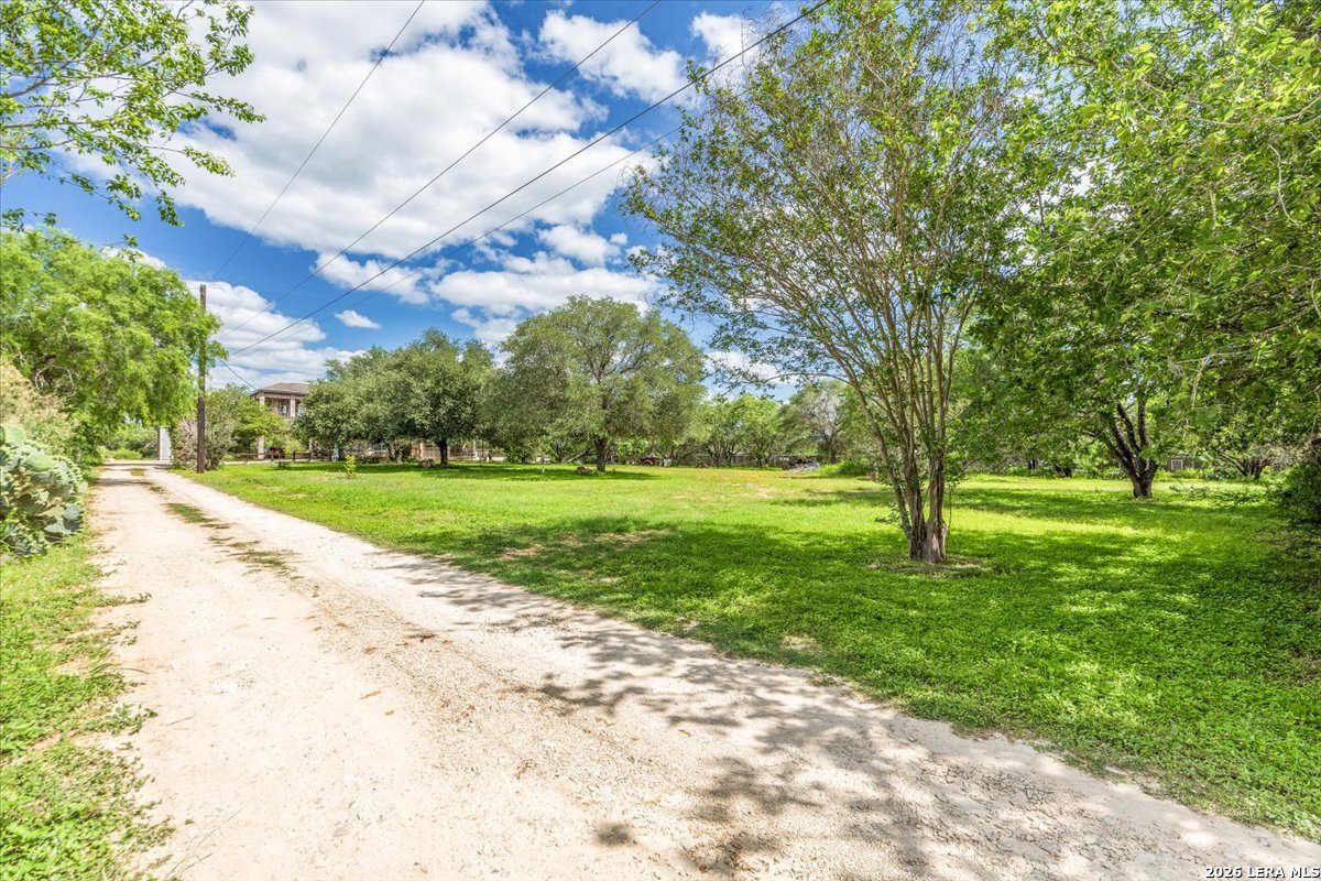 19590 Leal Road San Antonio TX 78221