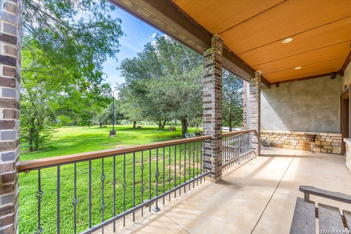 19590 Leal Road San Antonio TX 78221