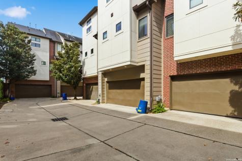 2842 Leeland Street Houston TX 77003