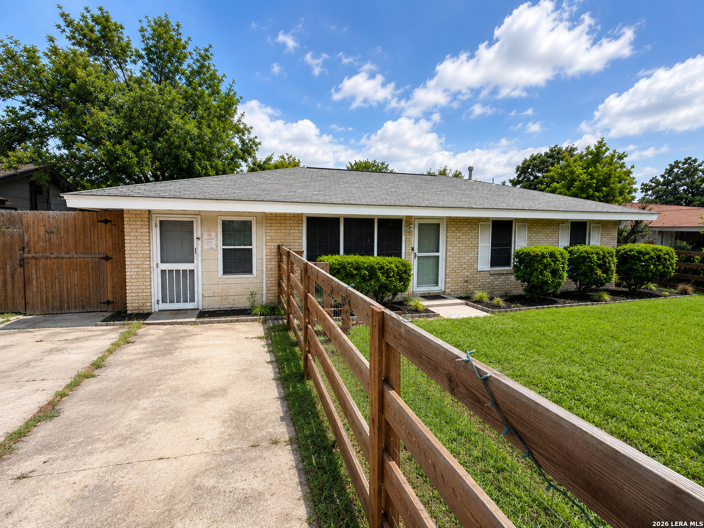 6211 Fir Valley Drive San Antonio TX 78242