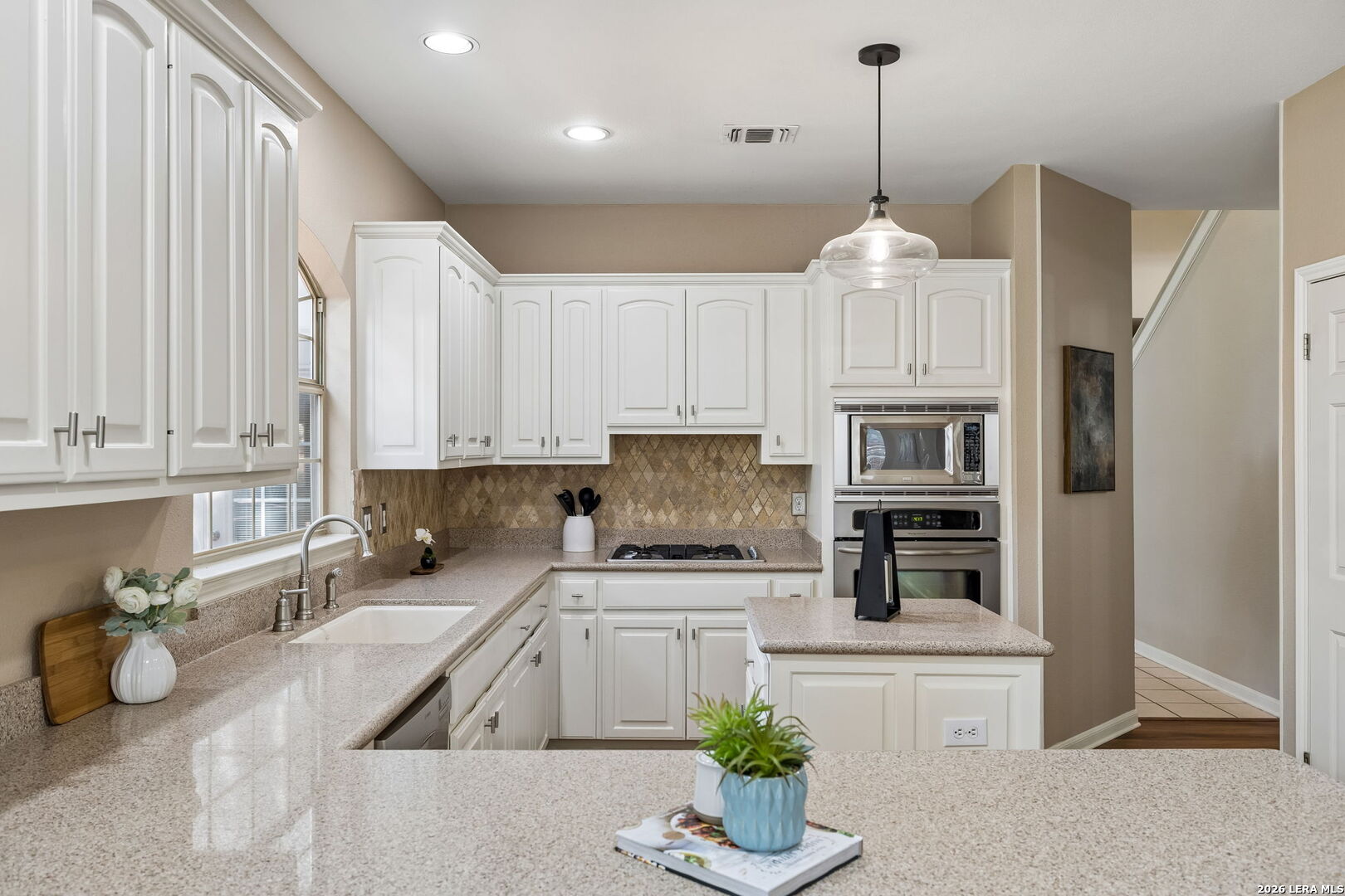 2215 Blackoak Bend San Antonio TX 78248