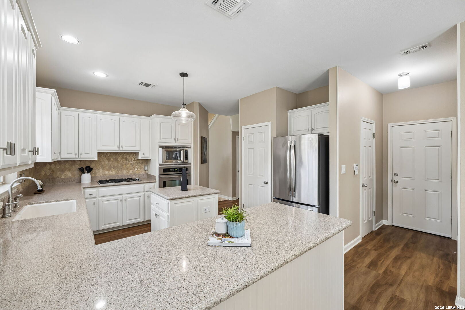 2215 Blackoak Bend San Antonio TX 78248