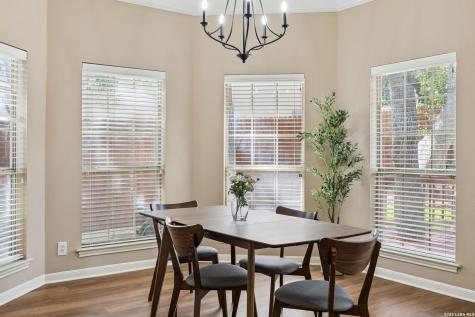 2215 Blackoak Bend San Antonio TX 78248