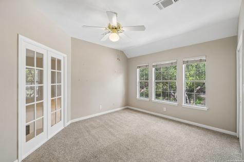 2215 Blackoak Bend San Antonio TX 78248