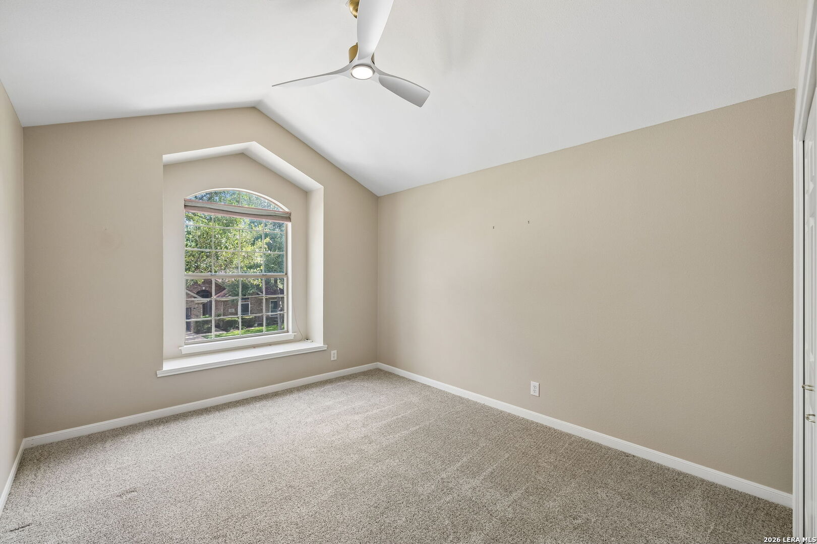 2215 Blackoak Bend San Antonio TX 78248