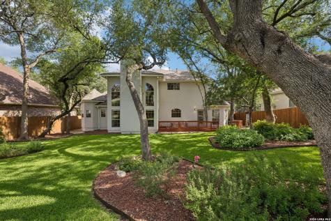 2215 Blackoak Bend San Antonio TX 78248