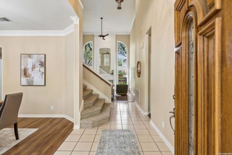 2215 Blackoak Bend San Antonio TX 78248