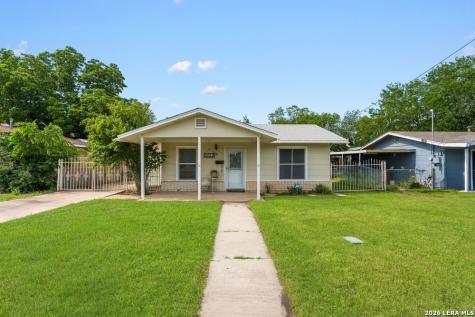3627 W Poplar Street San Antonio TX 78228