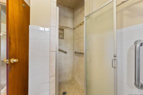 3627 W Poplar Street San Antonio TX 78228