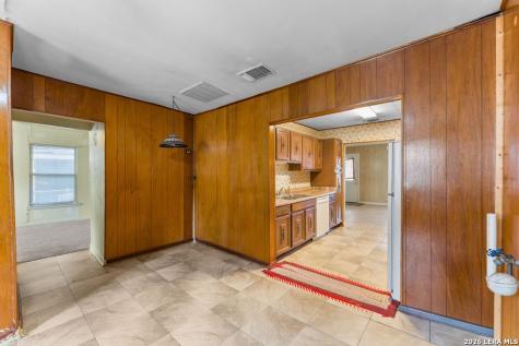 3627 W Poplar Street San Antonio TX 78228