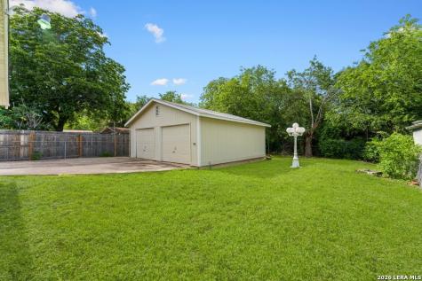 3627 W Poplar Street San Antonio TX 78228