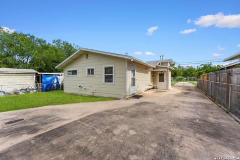 3627 W Poplar Street San Antonio TX 78228