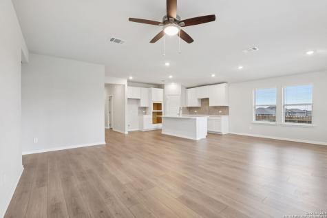 205 Bark Hollow Avenue Cibolo TX 78108