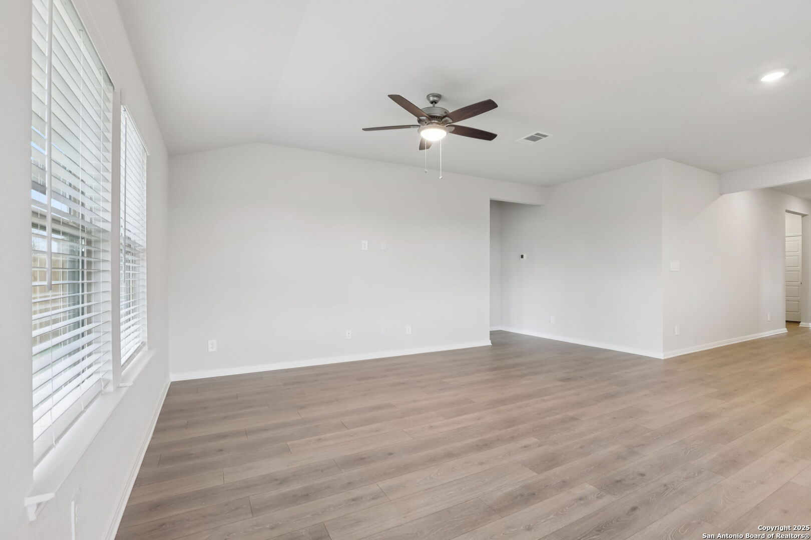 205 Bark Hollow Avenue Cibolo TX 78108