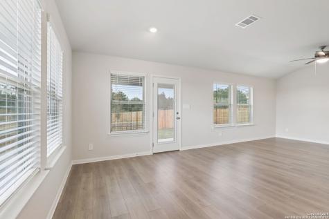 205 Bark Hollow Avenue Cibolo TX 78108