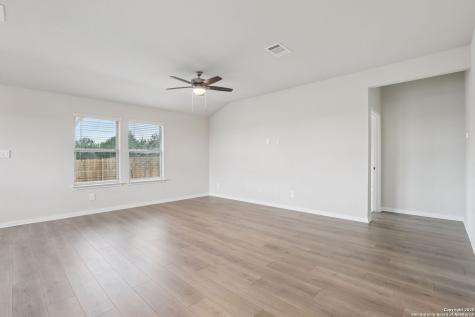 205 Bark Hollow Avenue Cibolo TX 78108