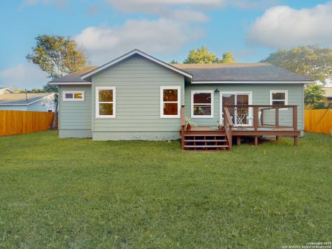 141 Chevy Chase Drive San Antonio TX 78209