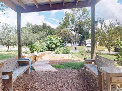 141 Chevy Chase Drive San Antonio TX 78209