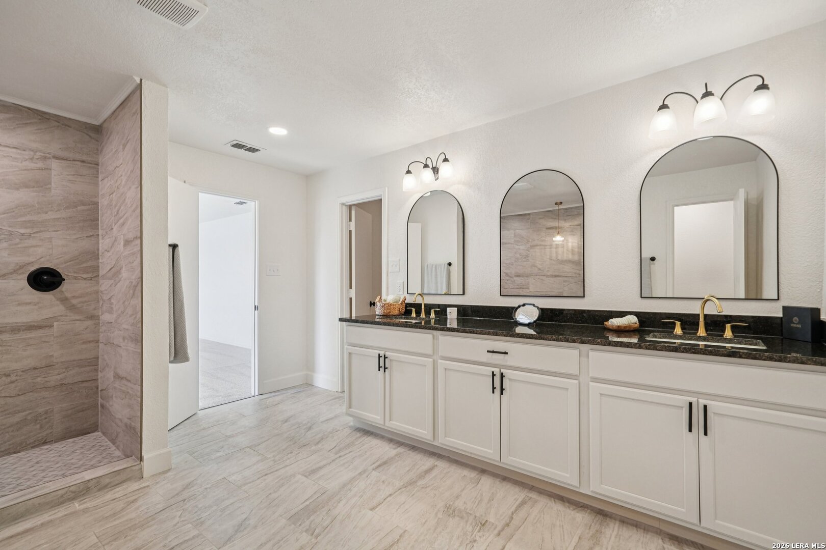9106 Sycamore Cove San Antonio TX 78245