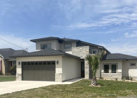 7817 Belle Glade Boulevard Selma TX 78154