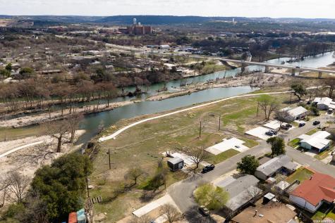 2106 Waterfront Drive Kerrville TX 78028