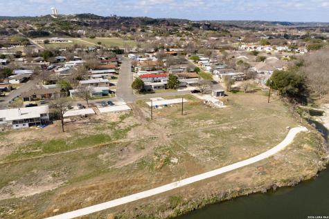2106 Waterfront Drive Kerrville TX 78028