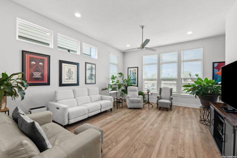 138 Playmoor Street San Antonio TX 78210