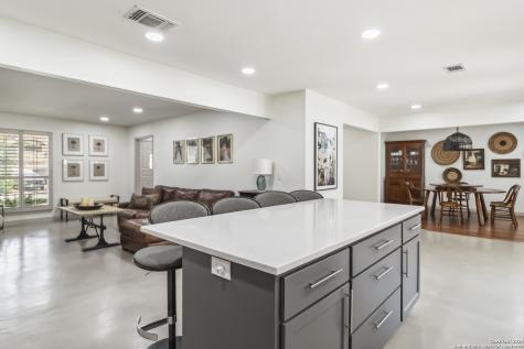 425 Edgewater New Braunfels TX 78130