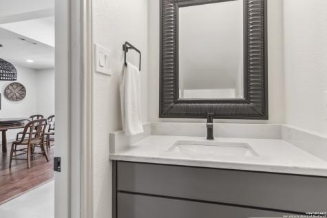 425 Edgewater New Braunfels TX 78130