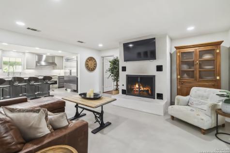 425 Edgewater New Braunfels TX 78130