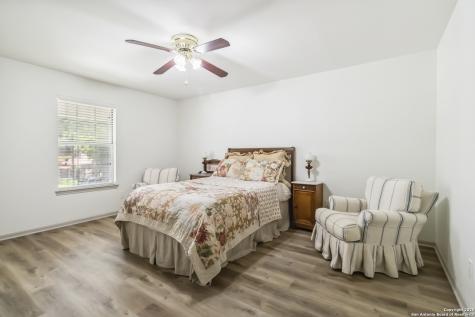 425 Edgewater New Braunfels TX 78130