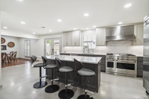 425 Edgewater New Braunfels TX 78130