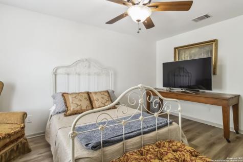 425 Edgewater New Braunfels TX 78130