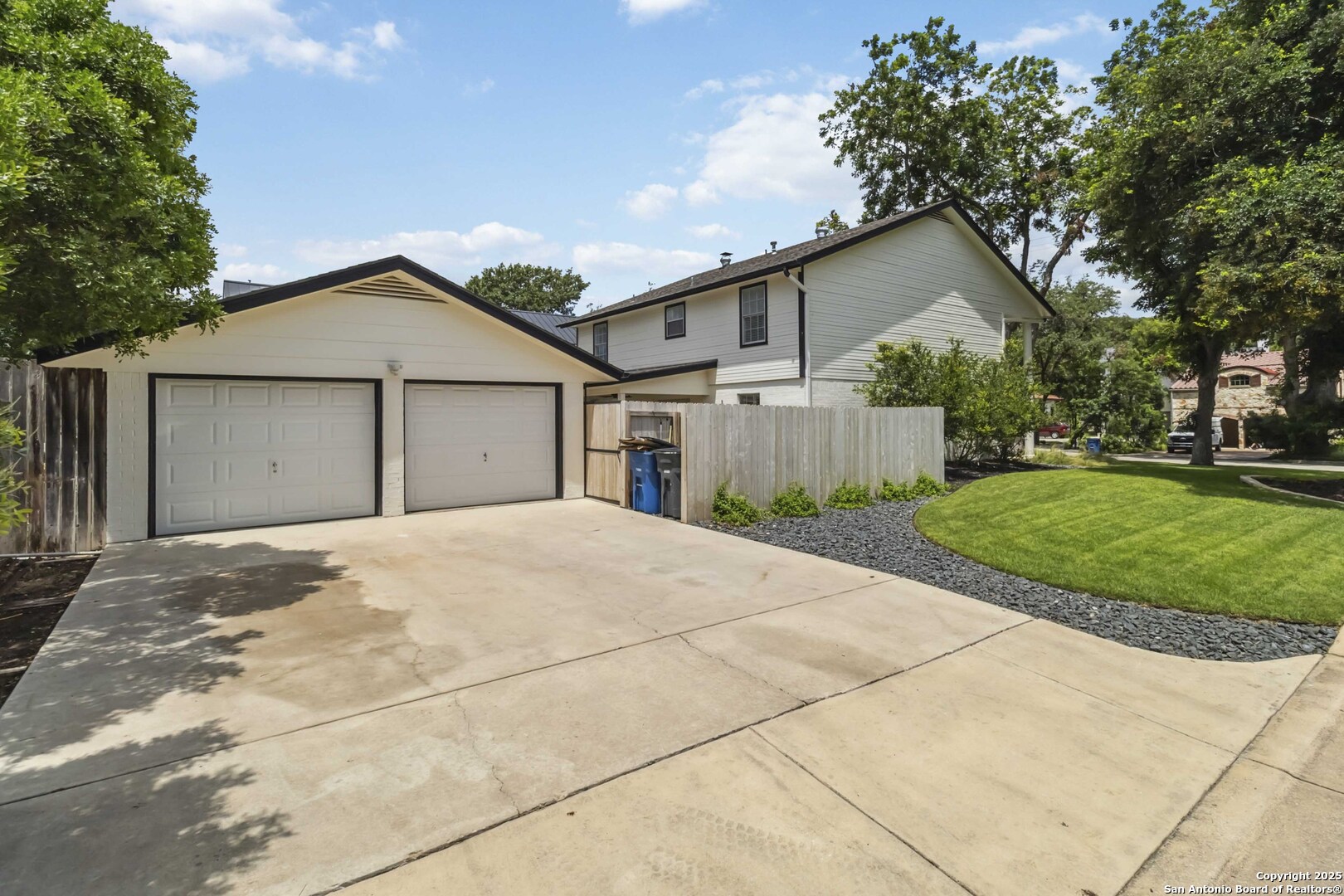 425 Edgewater New Braunfels TX 78130