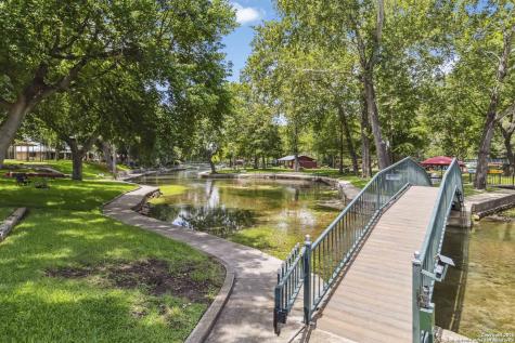 425 Edgewater New Braunfels TX 78130