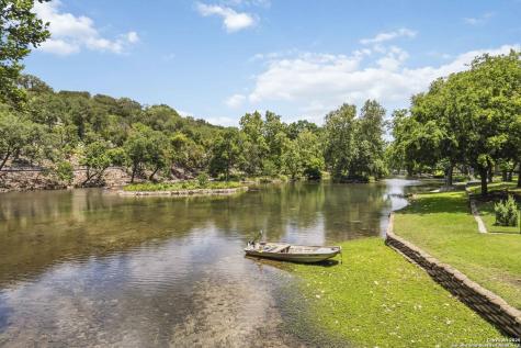 425 Edgewater New Braunfels TX 78130