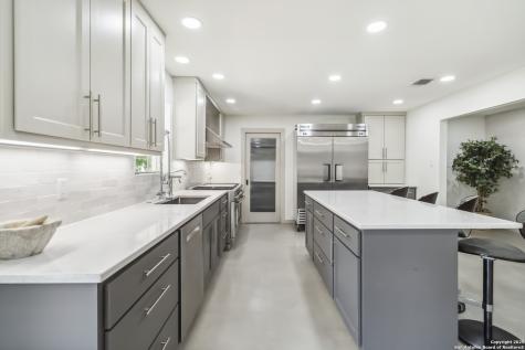 425 Edgewater New Braunfels TX 78130